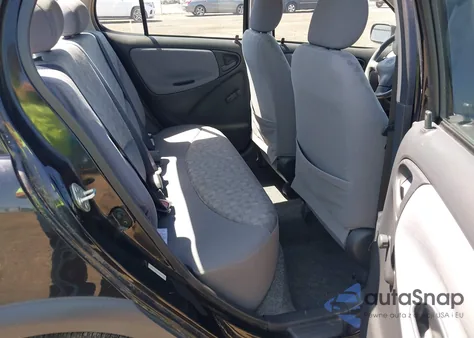 2000 Toyota Echo from USA, damaged, VIN JTDBT123XY5020929